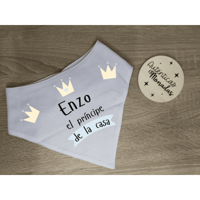 Bandana “Príncipe de la casa” personalizada con nombre – Bebé niño