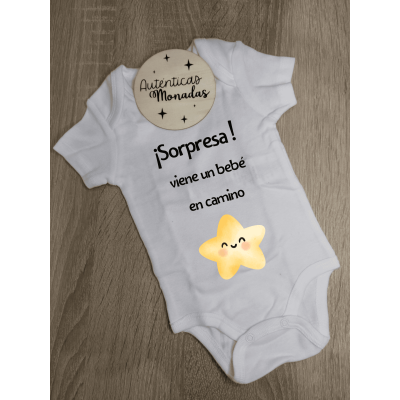 Body “¡Sorpresa! Viene un bebé en camino” | Body anuncio embarazo