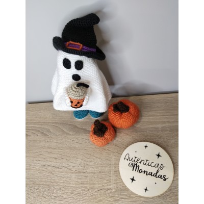 Fantasma y Calabazas de Crochet Hechos a Mano – Decoración Artesanal para Halloween (30 cm)