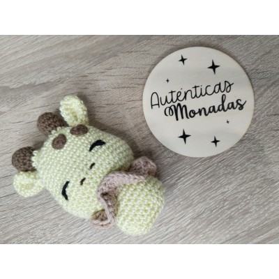 Sonajero Jirafa Hecho a Mano de Crochet – Juguete Artesanal para Bebé con Hilo 100% Algodón