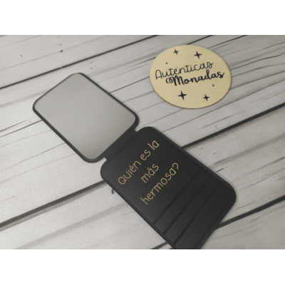 Pack Personalizado “No te hacen falta joyas para ser hermosa” – Joyero, Espejo y Llavero Negro