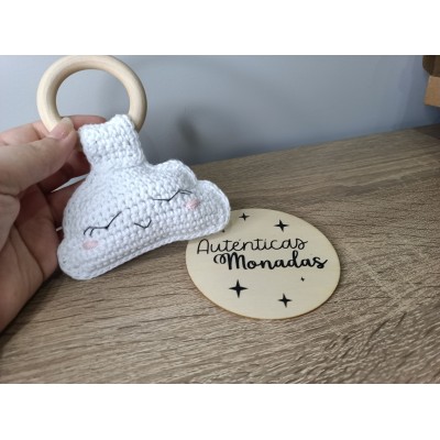 Mordedor Nube de Crochet Hecho a Mano – Ideal para Bebés