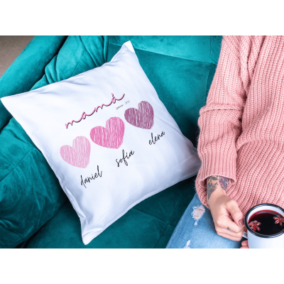 Cojín personalizado con corazones y nombres de los hijos – Regalo especial para mamá
