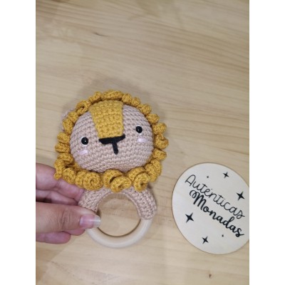 Mordedor Sonajero León de Crochet Hecho a Mano – Ideal para Bebés