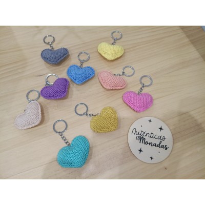 Llavero corazón de crochet hecho a mano – Colores disponibles