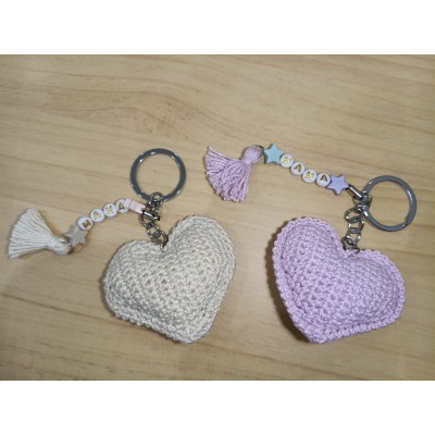 Llavero corazón de crochet personalizado con nombre – Hecho a mano
