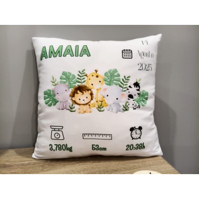 Cojín Personalizado de Natalicio Diseño Selva | Bebé Niño o Niña