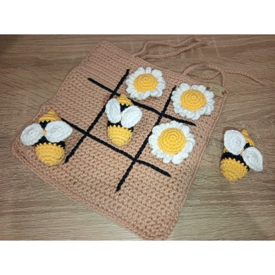 Tres en raya de abejitas para bebé | Juguete educativo de crochet hecho a mano