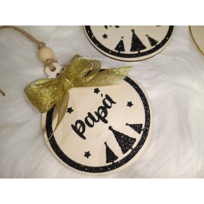 Decoración Navideña Personalizada de Madera con Diseño de Árboles y Nombre en Vinilo Glitter