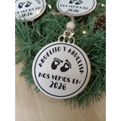 Adorno navideño personalizado “Nos vemos en…” – Regalo para futuros papás o abuelos
