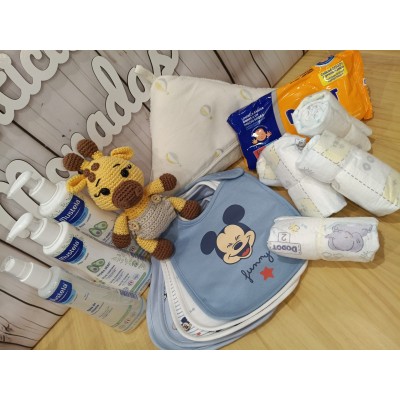 Cesta para Bebé Personalizada con Peluche Crochet | Mustela o Nenuco