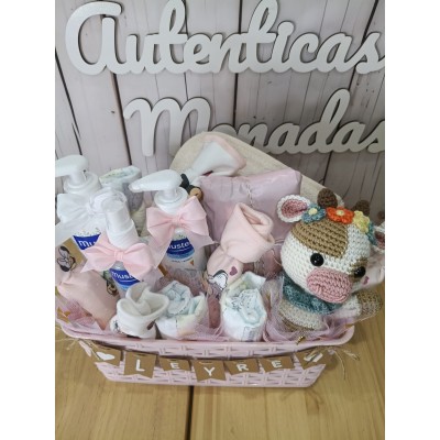 Cesta para Bebé Personalizada con Peluche Crochet | Mustela o Nenuco