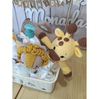 Cesta Personalizada Nenuco con Nombre en Cordón, Peluche y Mordedor | Bienvenido bebé