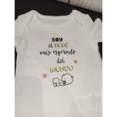 Body personalizado para bebé “Soy el bebé más esperado del mundo” – Manga corta o larga