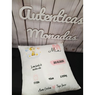 Cojín natalicio personalizado jirafa rosa – Regalo nacimiento niña
