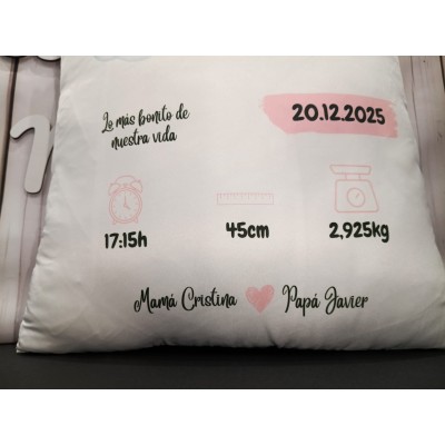 Cojín natalicio personalizado jirafa rosa – Regalo nacimiento niña