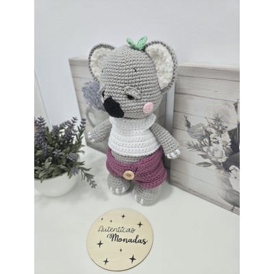 Koala crochet hecho a mano para bebé con bolsito  Amigurumi artesanal chica
