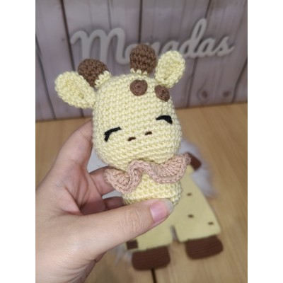 Pack manta de apego y sonajero jirafa hechos a mano | Crochet bebé personalizado