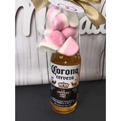 Detalle personalizado con cerveza Corona y chuches  Regalo original para eventos