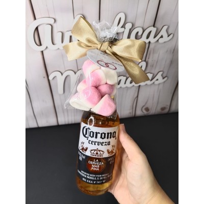 Detalle personalizado con cerveza Corona y chuches  Regalo original para eventos