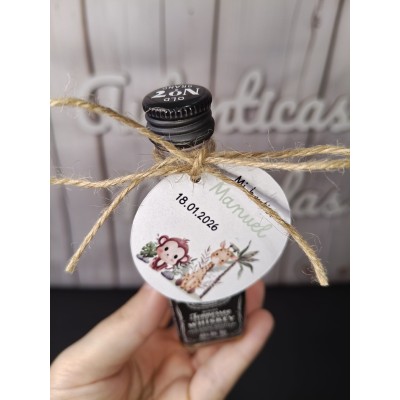 Mini botella de licor personalizada para eventos  Detalle original con etiqueta