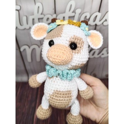 Muñeco Vaca de Crochet Hecho a Mano – Amigurumi Bebé