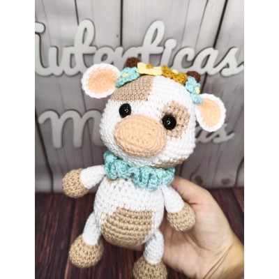 Muñeco Vaca de Crochet Hecho a Mano – Amigurumi Bebé
