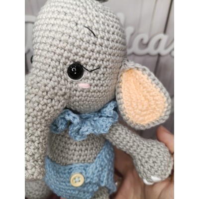 Muñeco Elefante de Crochet Hecho a Mano – Amigurumi Artesanal para Bebés