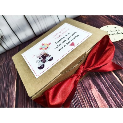 Caja Regalo Romántica UP con Dulces y Fotos – Regalo San Valentín para Enamorados