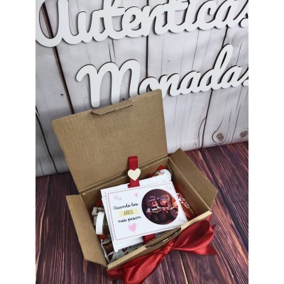 Caja Regalo Romántica UP con Dulces y Fotos – Regalo San Valentín para Enamorados