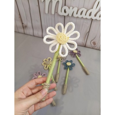 Bolígrafo Flor en Tricotín Personalizado Hecho a Mano