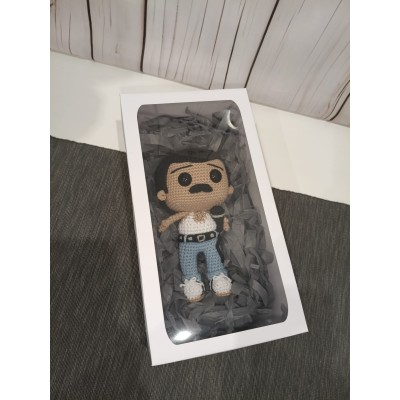 Freddie Mercury Amigurumi de Crochet Estilo Funko  Muñeco Hecho a Mano con Caja Regalo