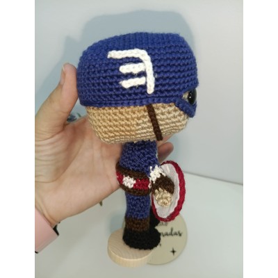 Capitán América Amigurumi de Crochet Estilo Funko  Hecho a Mano  Figura de 17 cm