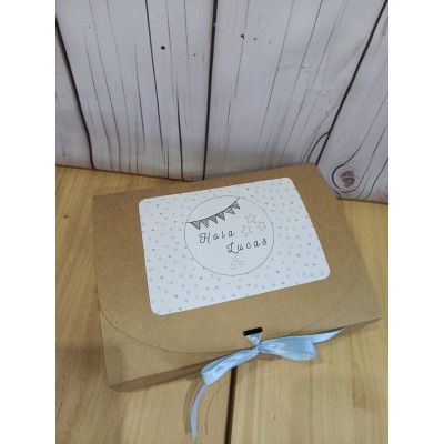 Pack Recién Nacido Personalizado León  Body con Nombre, Sonajero Mordedor y Amigurumi de Crochet