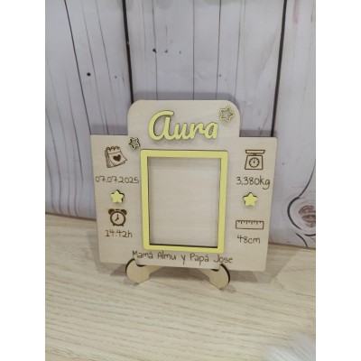Cuadro Natalicio de Madera Personalizado con Pie y Caja Regalo